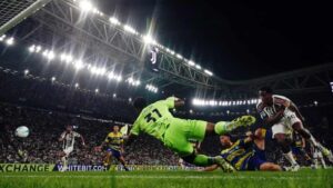 ‎Real Madrid claimed a 3-0 La Liga win at promoted Real Oviedo 
