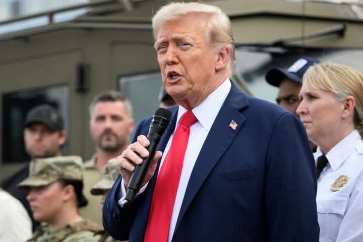 Trump vows to keep federal forces in Washington despite criticism