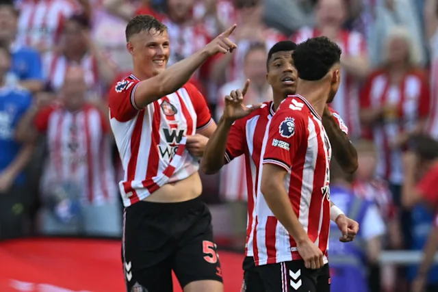 Sunderland Beat West Ham in Premier League Return at Stadium of Light