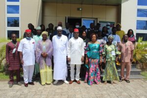 The Federal Government to Begin Labelling of Genetically Modified (GM) Crops for Transparency and Public Confidence 8 The Federal Government to Begin Labelling of Genetically Modified (GM) Crops for Transparency and Public Confidence